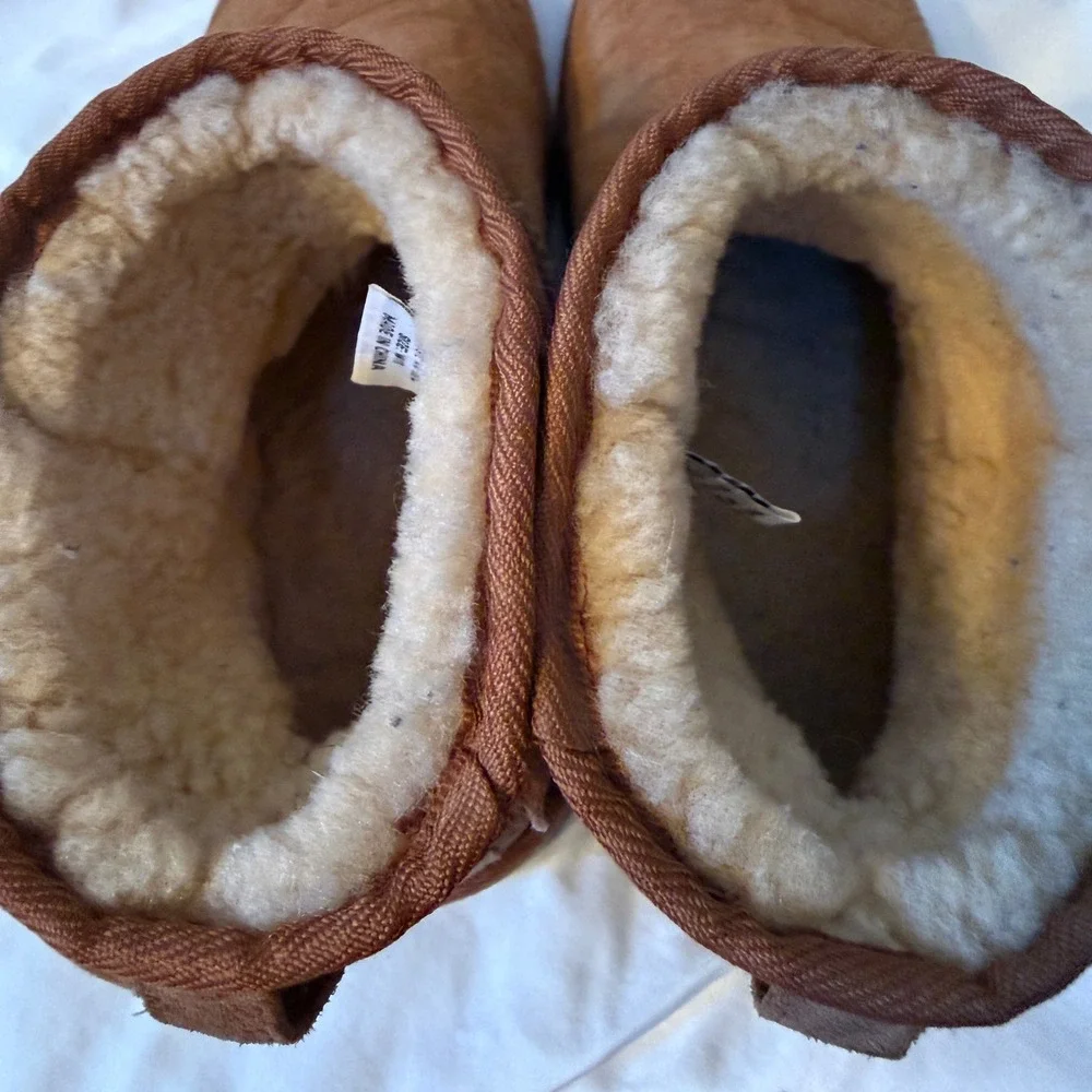UGG Australia Classic Mini 5854 Chestnut Sheepskin Ankle Boots Womens 11